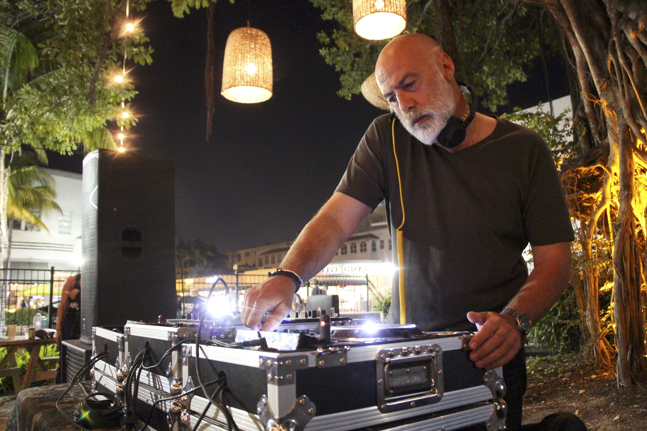 Paolo Albertoni DJ